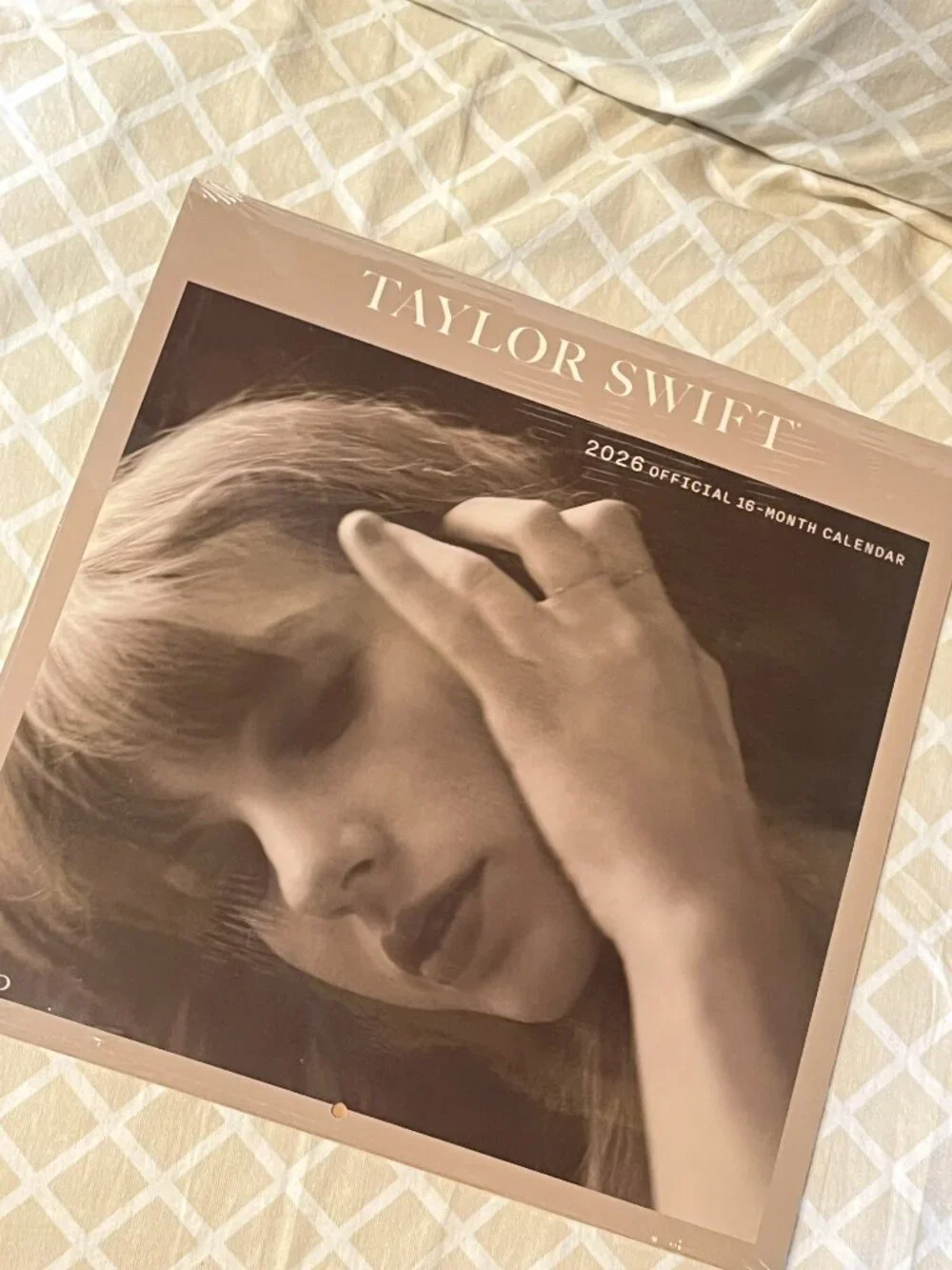 Taylor Swift Official Calendar‎ 2026 16 Month Edition (Thru 12/26) (New)
